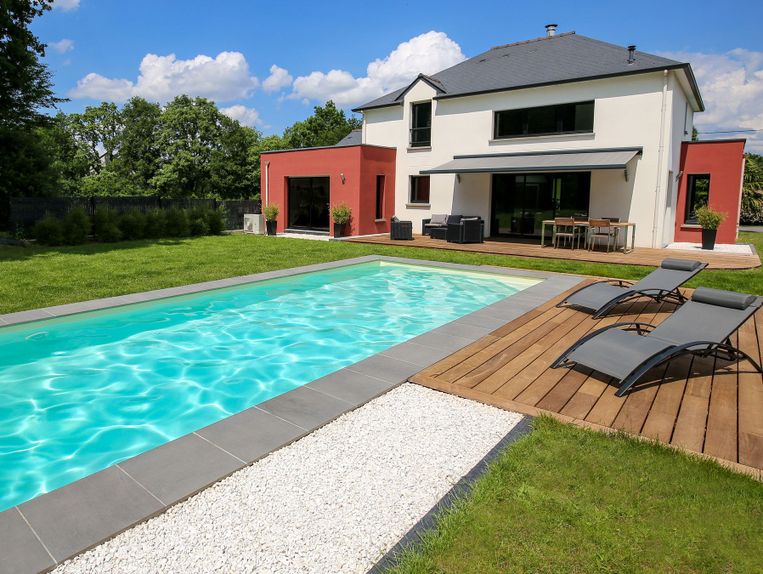 Installation de piscines partout en Suisse romande - Beau paysage Sàrl